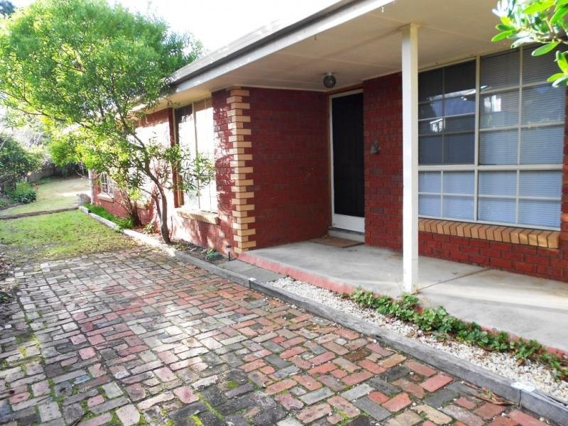 16 Tathra Court, Jan Juc, VIC 3228