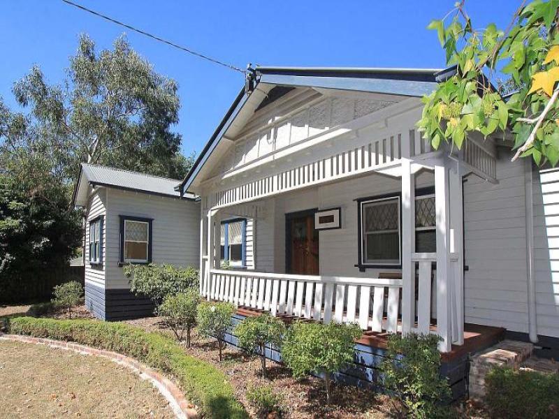 868 Mount Dandenong Road, Montrose, Vic 3765 Property Details