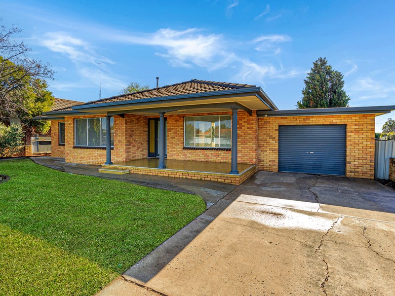45 Wilga Street, Hanwood, NSW 2680 House for Sale