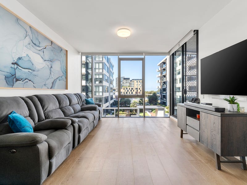 Real Estate & Property for Sale in 4B Short St, Woolooware, NSW 2230 Pg