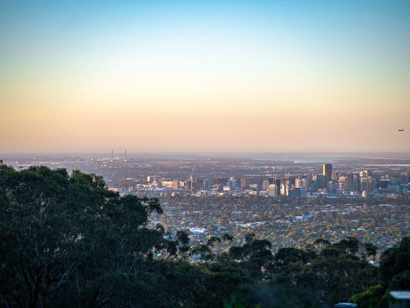 19 Serpentine Road, Belair, SA 5052