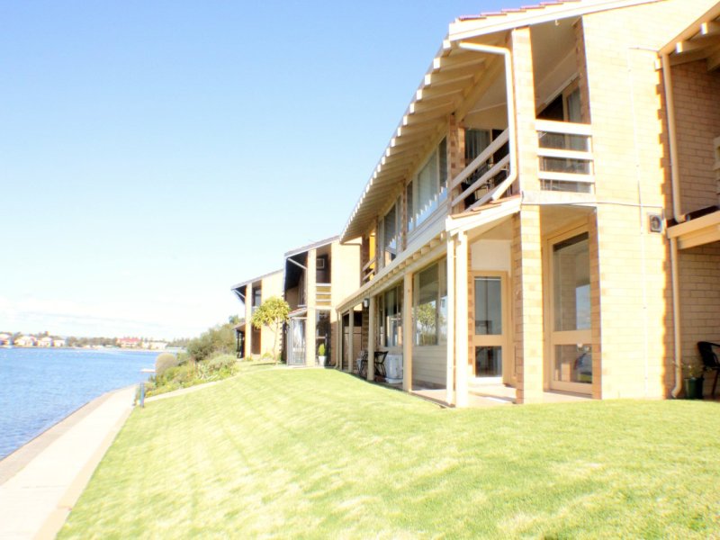 2/80 Military Road, Tennyson, SA 5022 Property Details