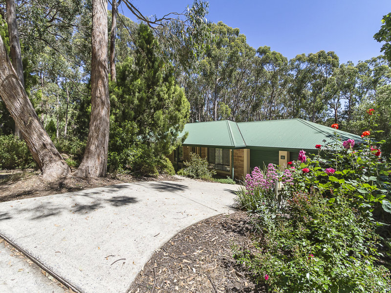 15 Hollidays Road, Summertown, SA 5141 Property Details