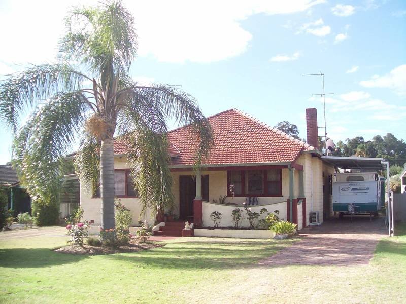 94 Coombes Street, Collie, WA 6225 Property Details