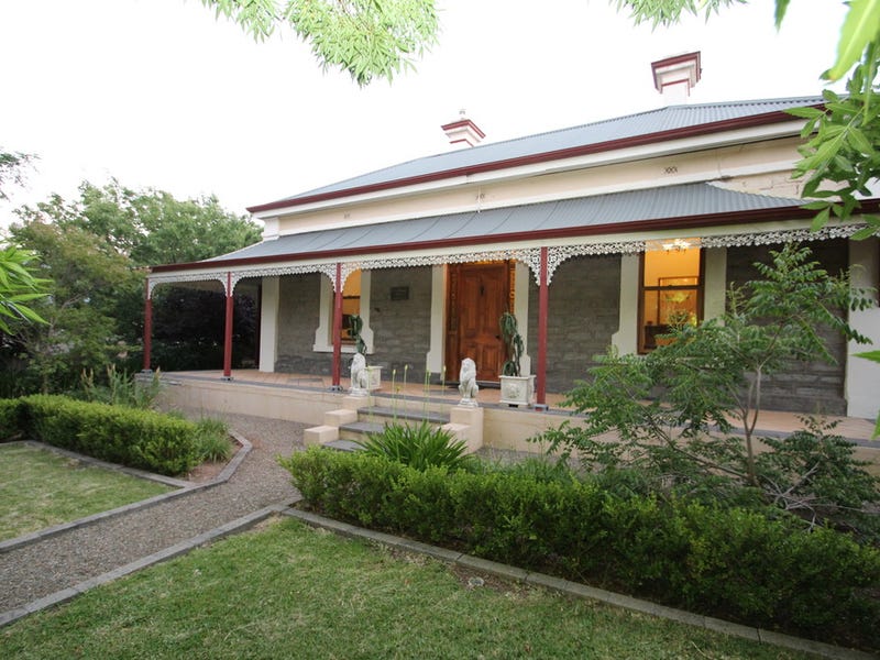 4 William Street, Clare, SA 5453 Property Details