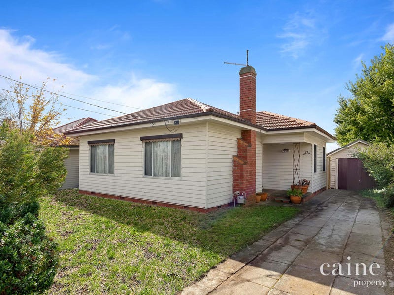 17 Alexandra Street, Sebastopol, Vic 3356 - Property Details