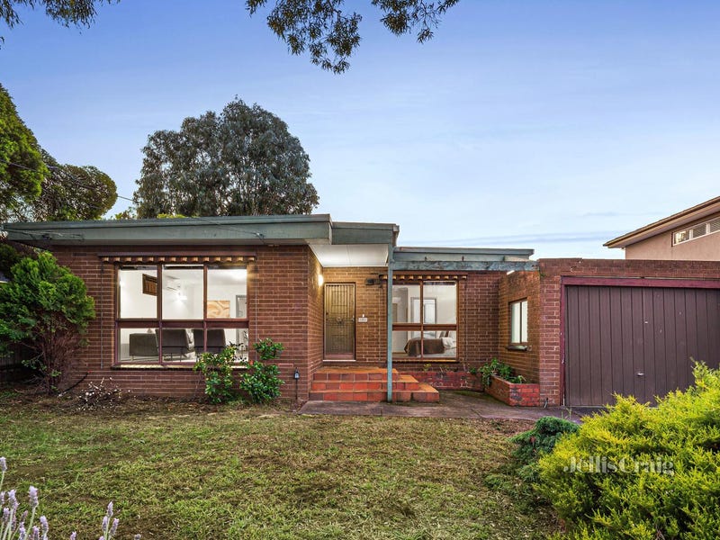 29 Lockheed Street, Strathmore Heights, VIC 3041