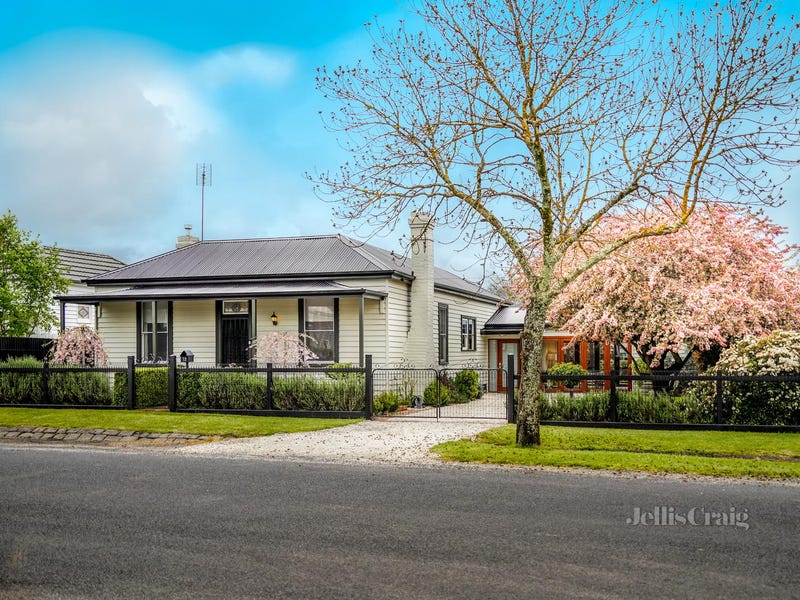 13 Bowen Street, VIC 3444