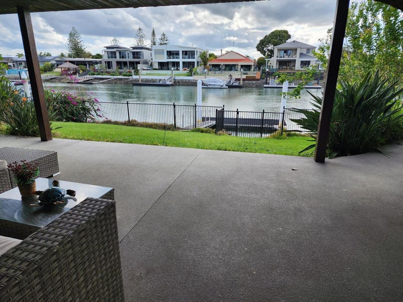 Houses for Sale in Mermaid Beach, QLD 4218 (+1 location) Pg. 12