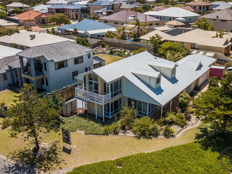 15 Batavia Avenue, Wannanup, WA 6210 Property Details