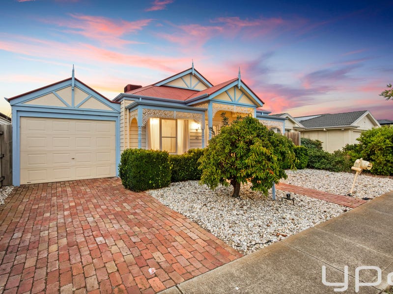 42 Lancaster Drive, Point Cook, VIC 3030