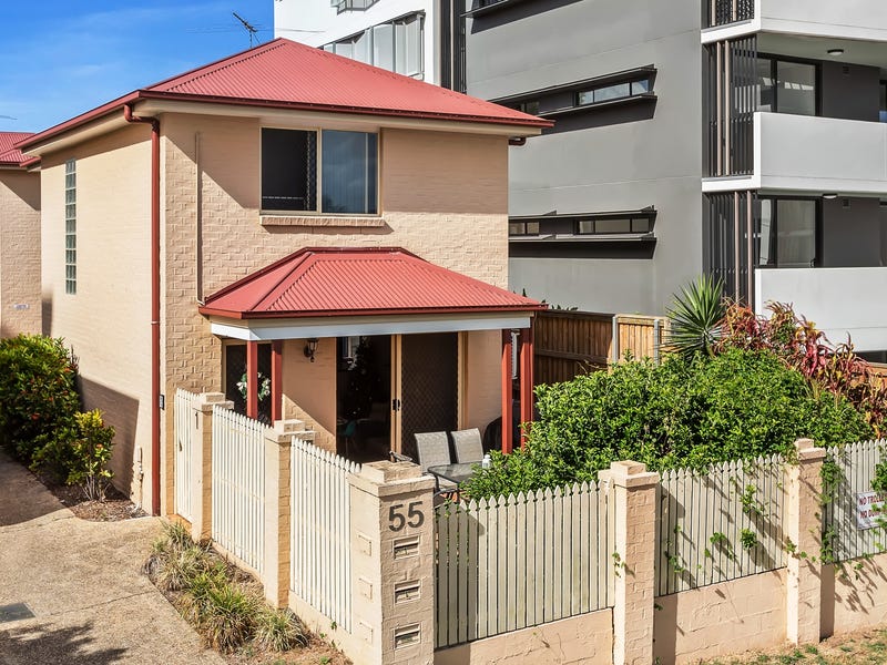Unit 1 / 55 Latham Street, Chermside, Qld 4032 Townhouse for Sale