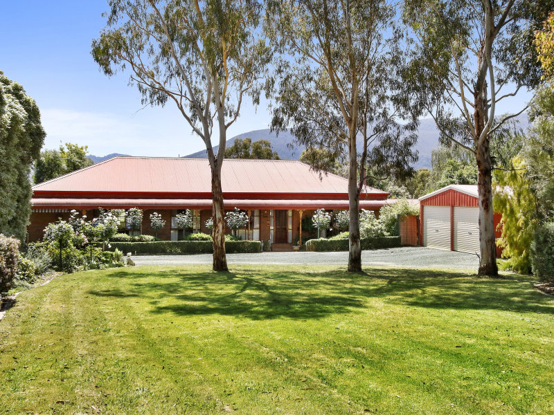 6 Settlement Road, Wesburn, Vic 3799 Property Details