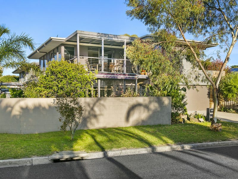 88 Seaview Avenue, Safety Beach, Vic 3936