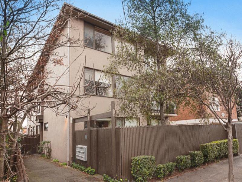 3/8 Airlie Avenue, Prahran, Vic 3181 Property Details