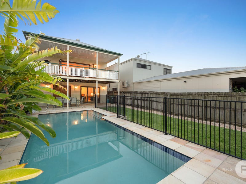 12 Harris Street, Hawthorne, Qld 4171 Property Details