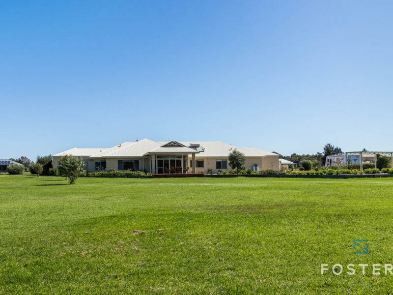 62 Honeymyrtle Loop, Forrestdale, WA 6112 Property Details