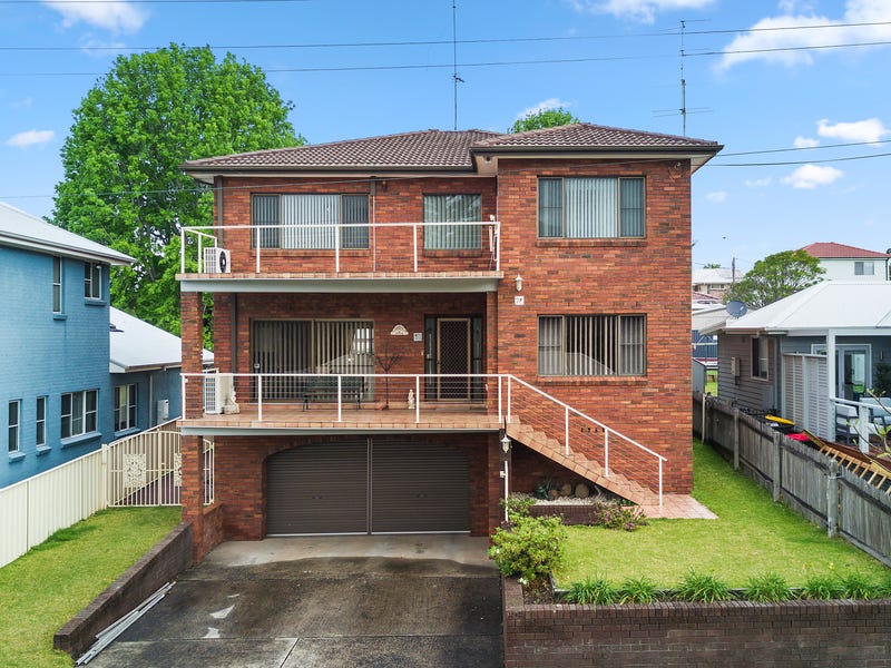 27 Kialoa Rd, Woonona, NSW 2517 Property Details