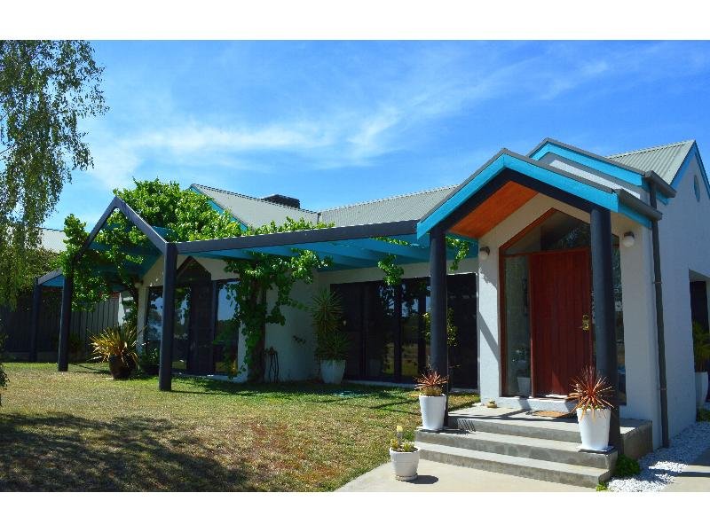 26 Billabong Drive, Wangaratta, VIC 3677