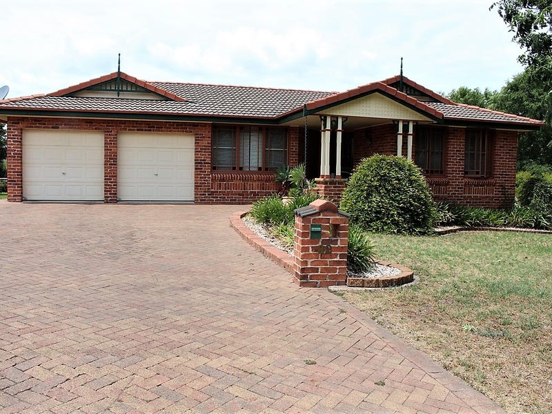 82 Gordon Street, Inverell, NSW 2360 House for Sale