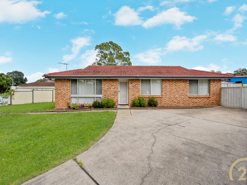 35 Lalich Avenue, Bonnyrigg, NSW 2177 - Property Details