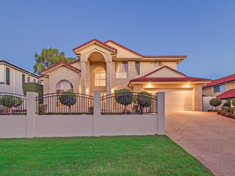 8 Nursery Place, Wakerley, QLD 4154