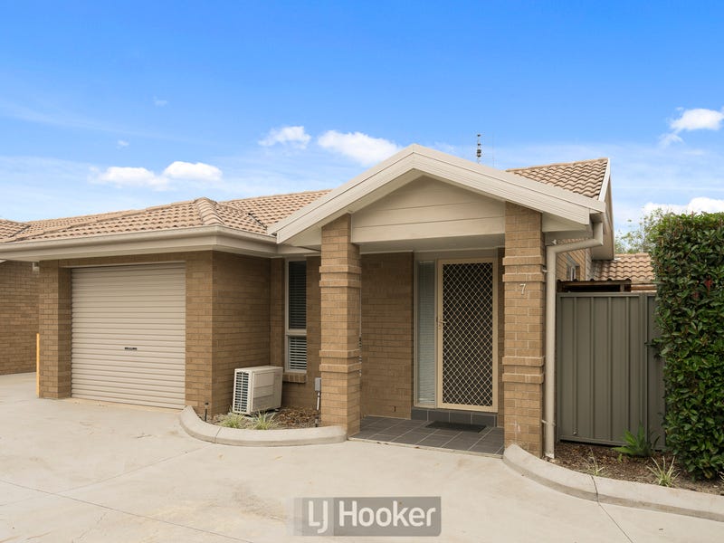 7/8 Merrivale Road, Mount Hutton, NSW 2290