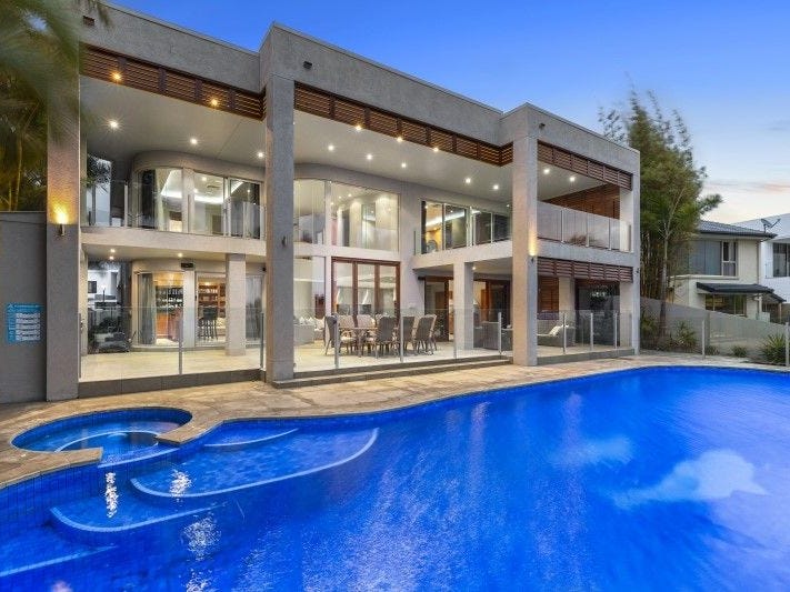 12 San Simeon Drive, Clear Island Waters, QLD 4226