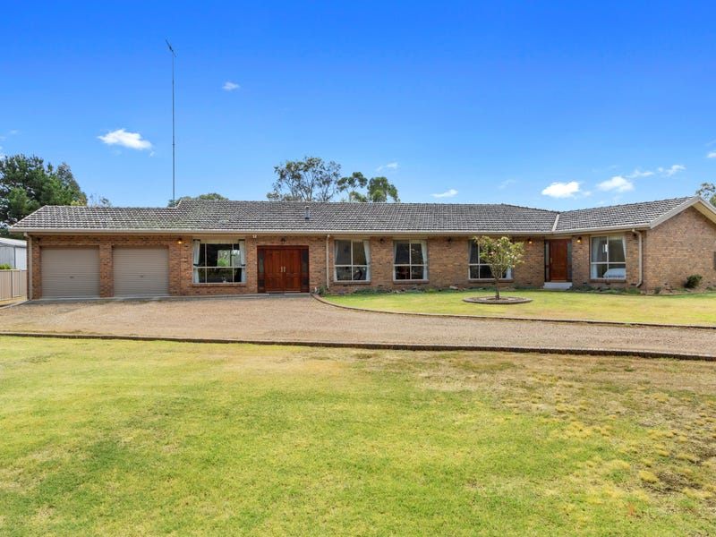 54 WhittleseaYea Road, Whittlesea, Vic 3757 Property Details