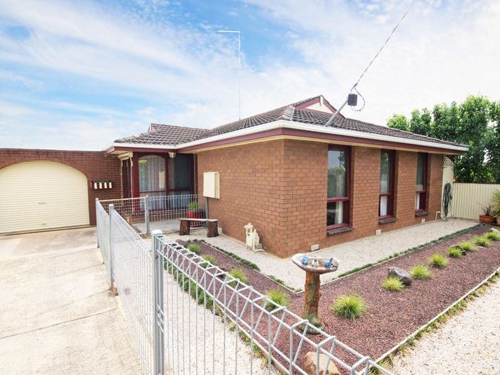 19 Picton Street, Sebastopol, Vic 3356 Property Details