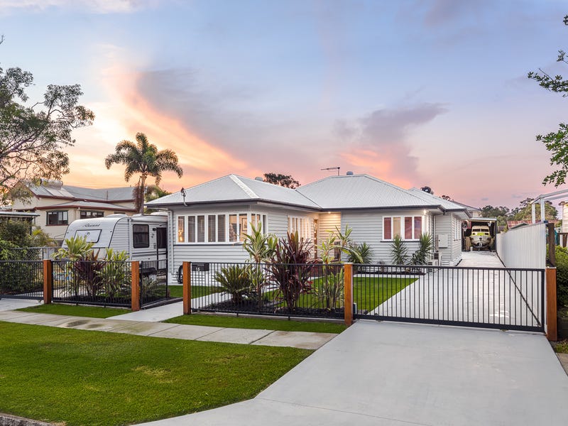 15 Henderson Road, Deagon, QLD 4017