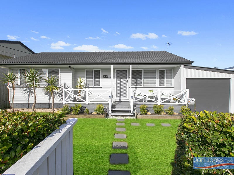 34 Hill Parade, Clontarf, QLD 4019