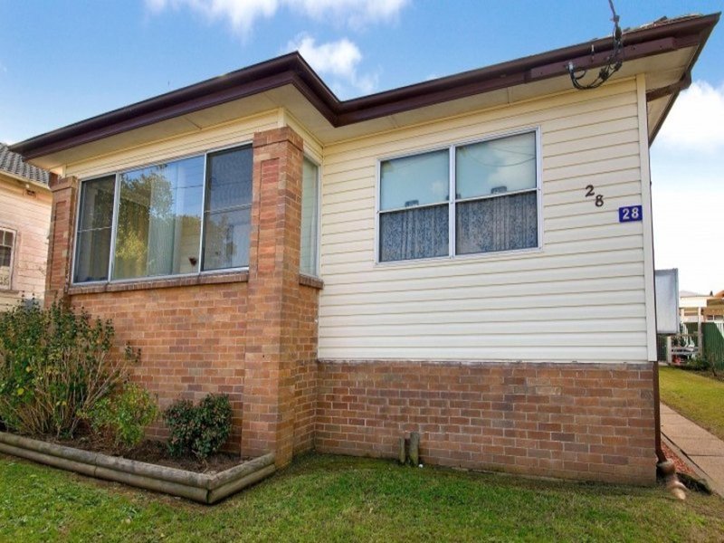 28 Raymond Terrace Road, East Maitland, NSW 2323