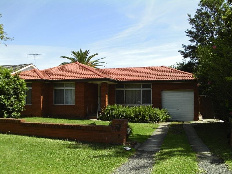 8 Craig Avenue, Moorebank, NSW 2170