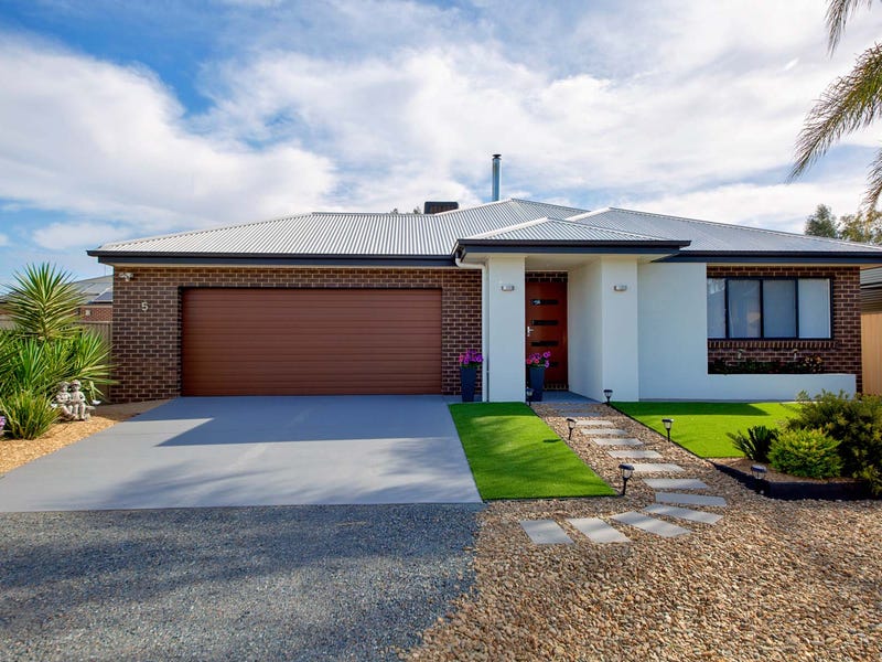 5 Clarke Street, Bundalong, Vic 3730 Property Details