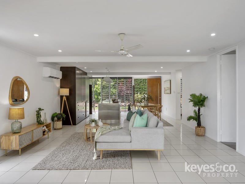 Sold Property Prices & Auction Results in Pallarenda, QLD 4810 (+1