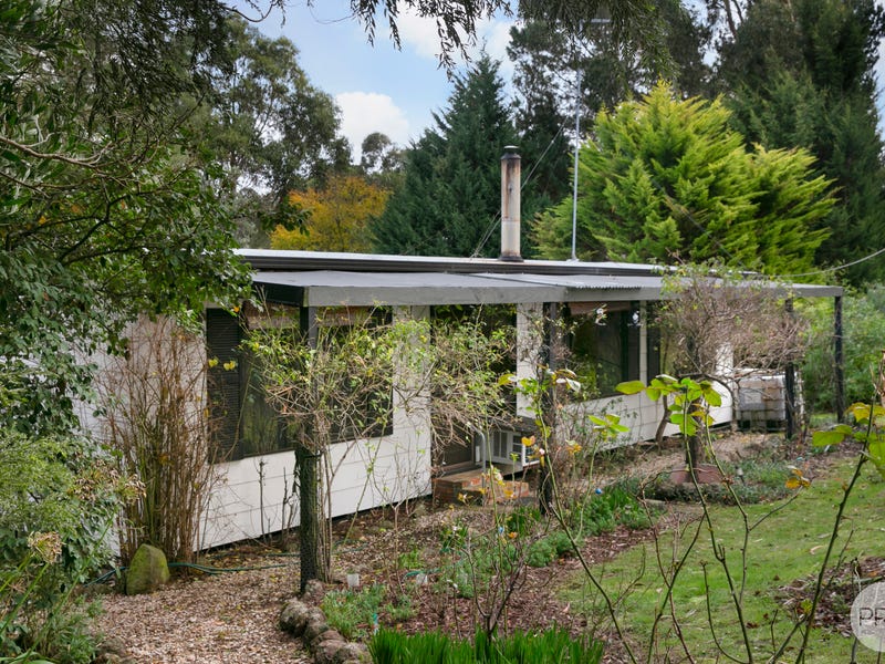 2857 Glenelg Highway, Linton, Vic 3360 Property Details