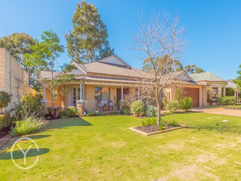 13 Kooralbyn Valley Cres, Jandakot, WA 6164