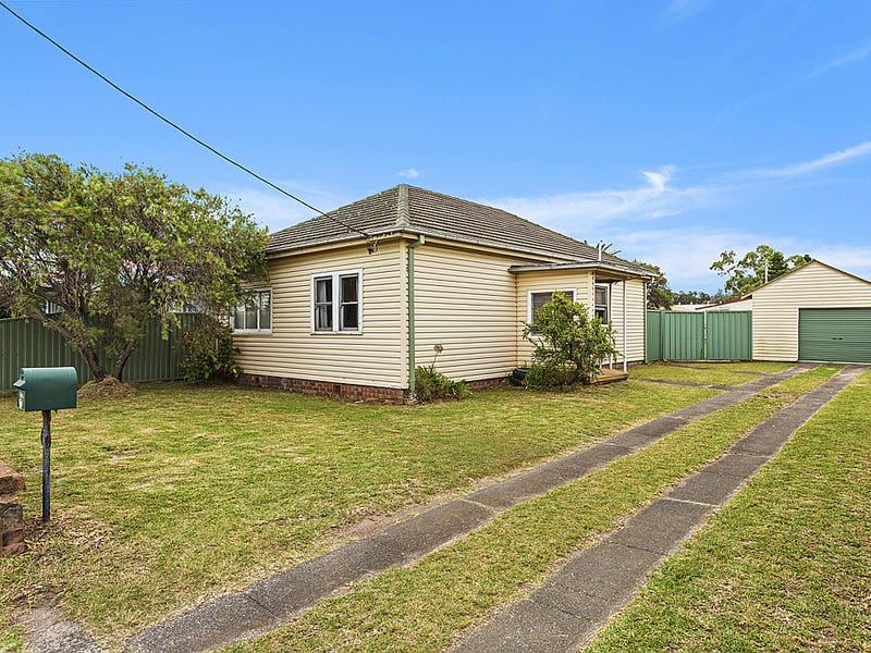 Houses for Sale in Lake Illawarra, NSW 2528