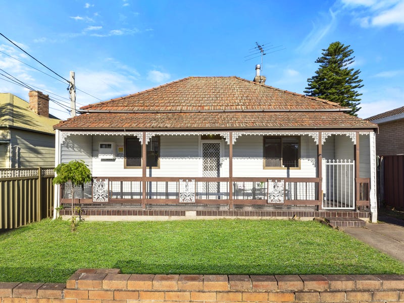 19 Lindsay Street, Campsie, NSW 2194 House for Sale