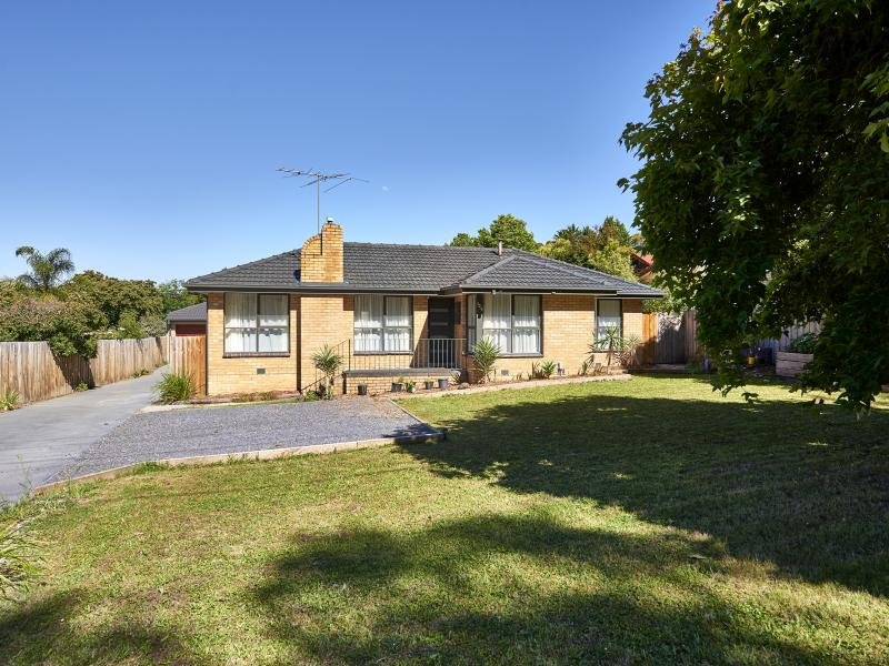 125 Pembroke Road, Mooroolbark, Vic 3138 Property Details