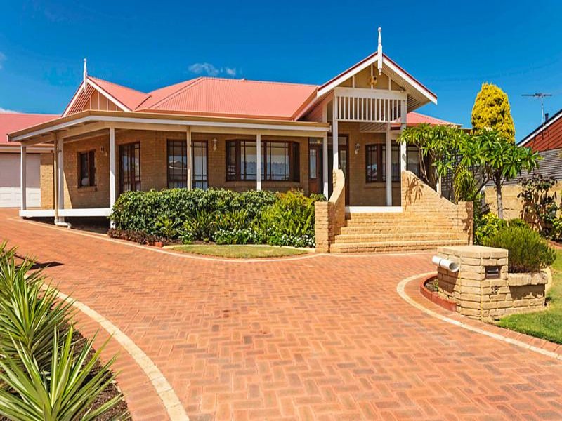 18 Hamelin Place, Hillarys, WA 6025 Property Details