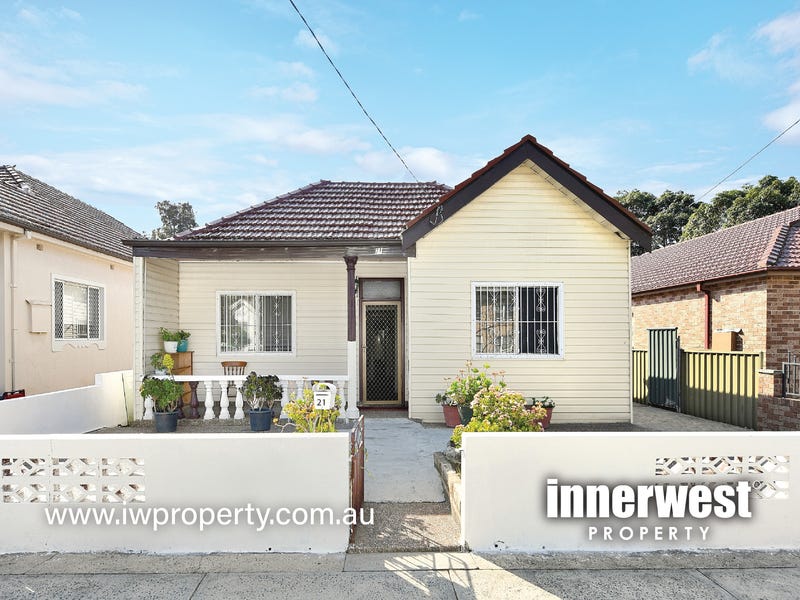 21 Eighth Avenue, Campsie, NSW 2194