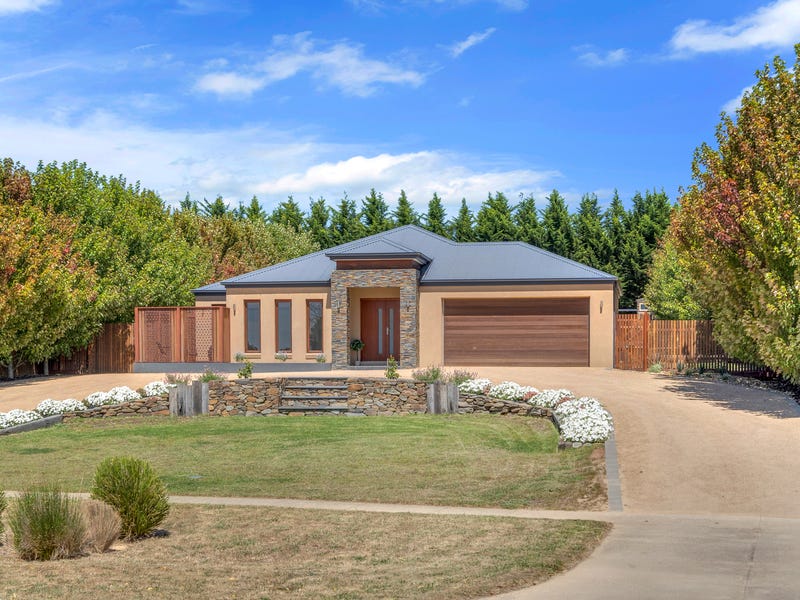 10 Choice Place, Gisborne, Vic 3437 House for Sale