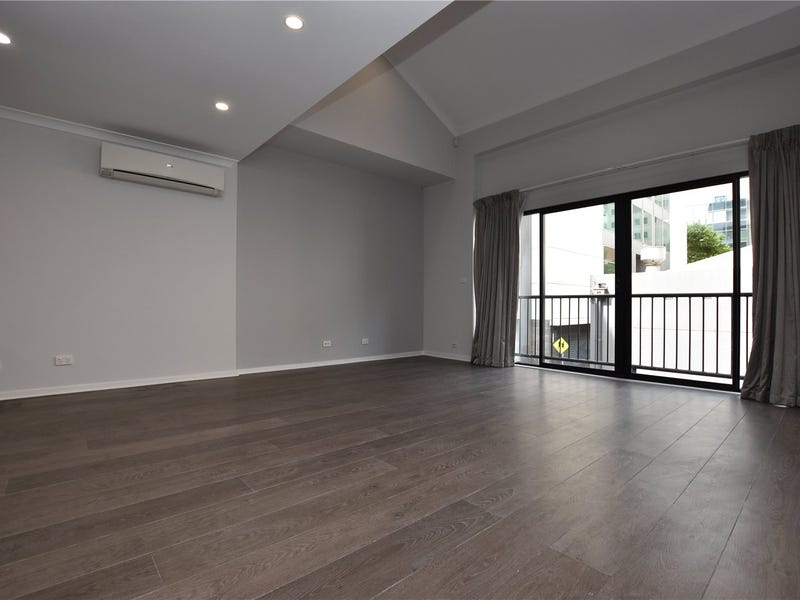 15 Nicholson Place Melbourne Vic 3000 Apartment For Rent