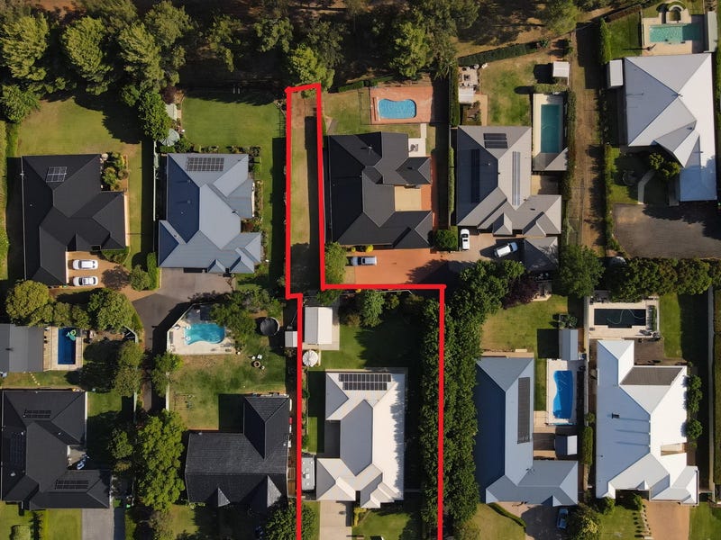 14 Lakeside Circuit, Dubbo, NSW 2830 Property Details