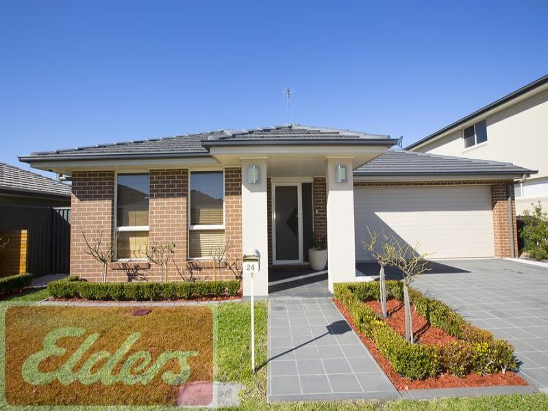 24 Mackay Circuit, Ropes Crossing, NSW 2760