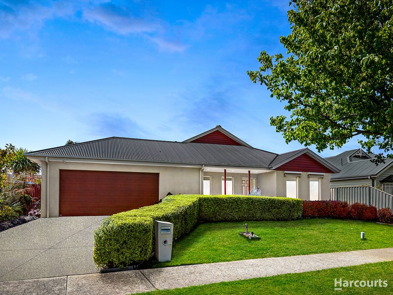 34 Henry Lawson Drive, Pakenham, Vic 3810 Property Details