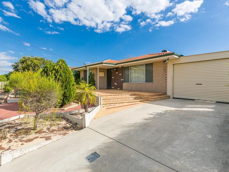 7 Barclay Avenue, Padbury, WA 6025 Property Details
