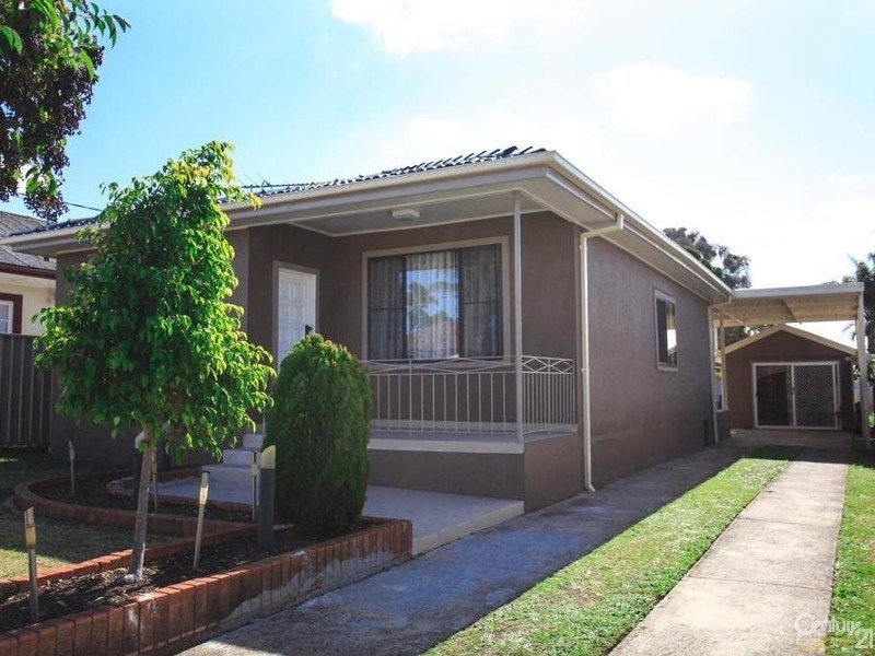 14 Myddleton Avenue, Fairfield, NSW 2165